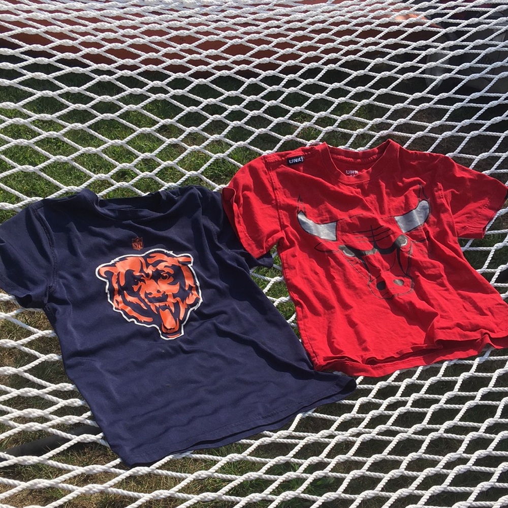 Chicago Bears & Bulls t-shirts